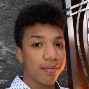 Meet your Posher, Logan